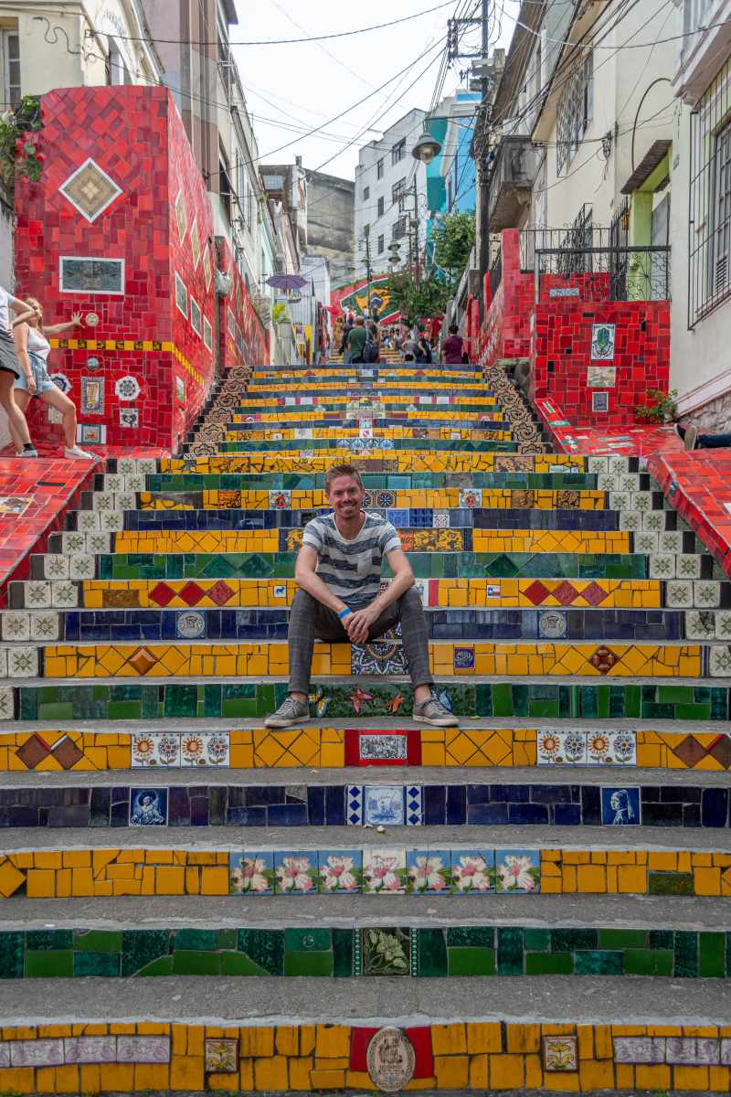 Demi op Escadaria Selarón, Rio de Janeiro
