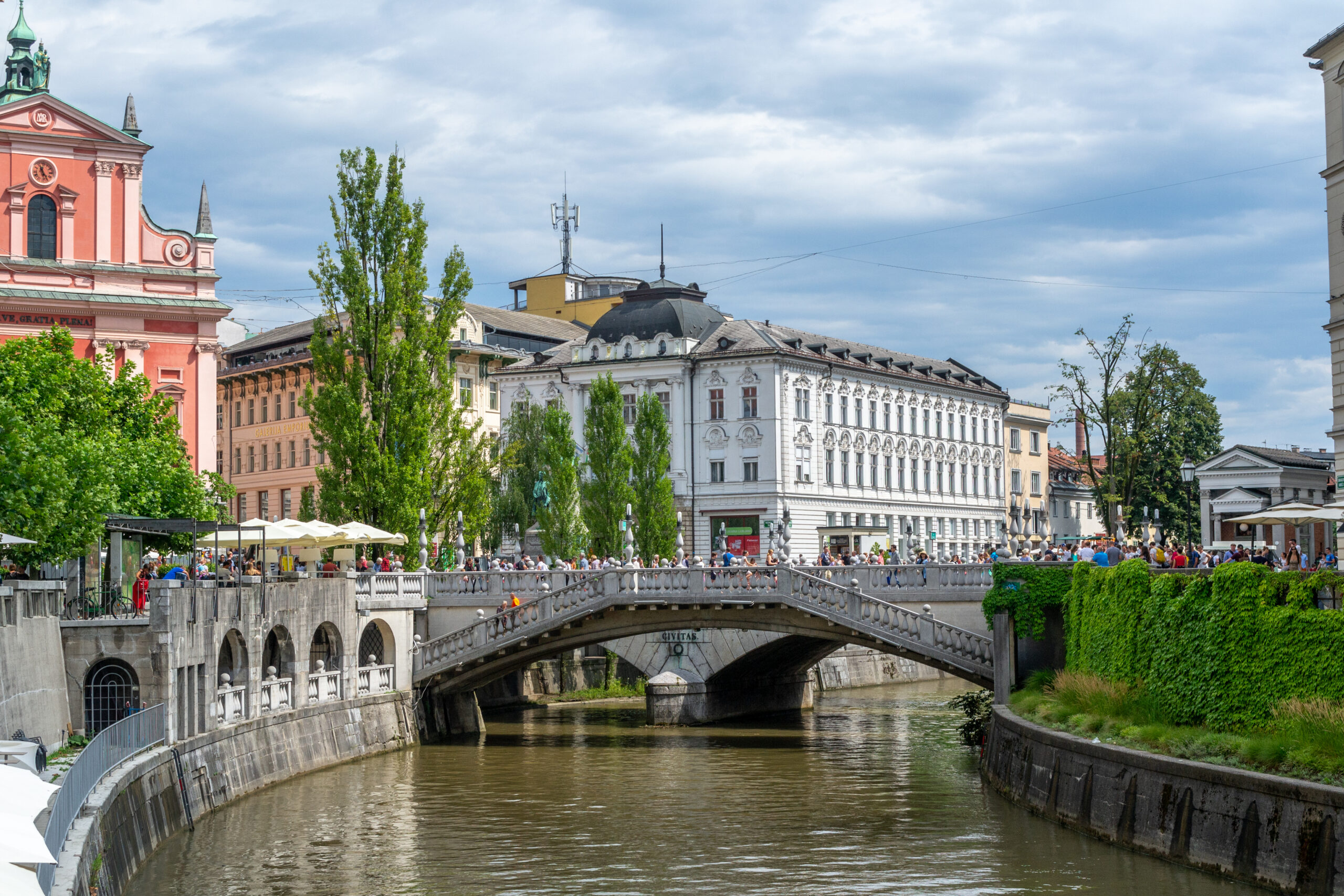 Tromostovje bruggen, Ljubljana, Slovenië