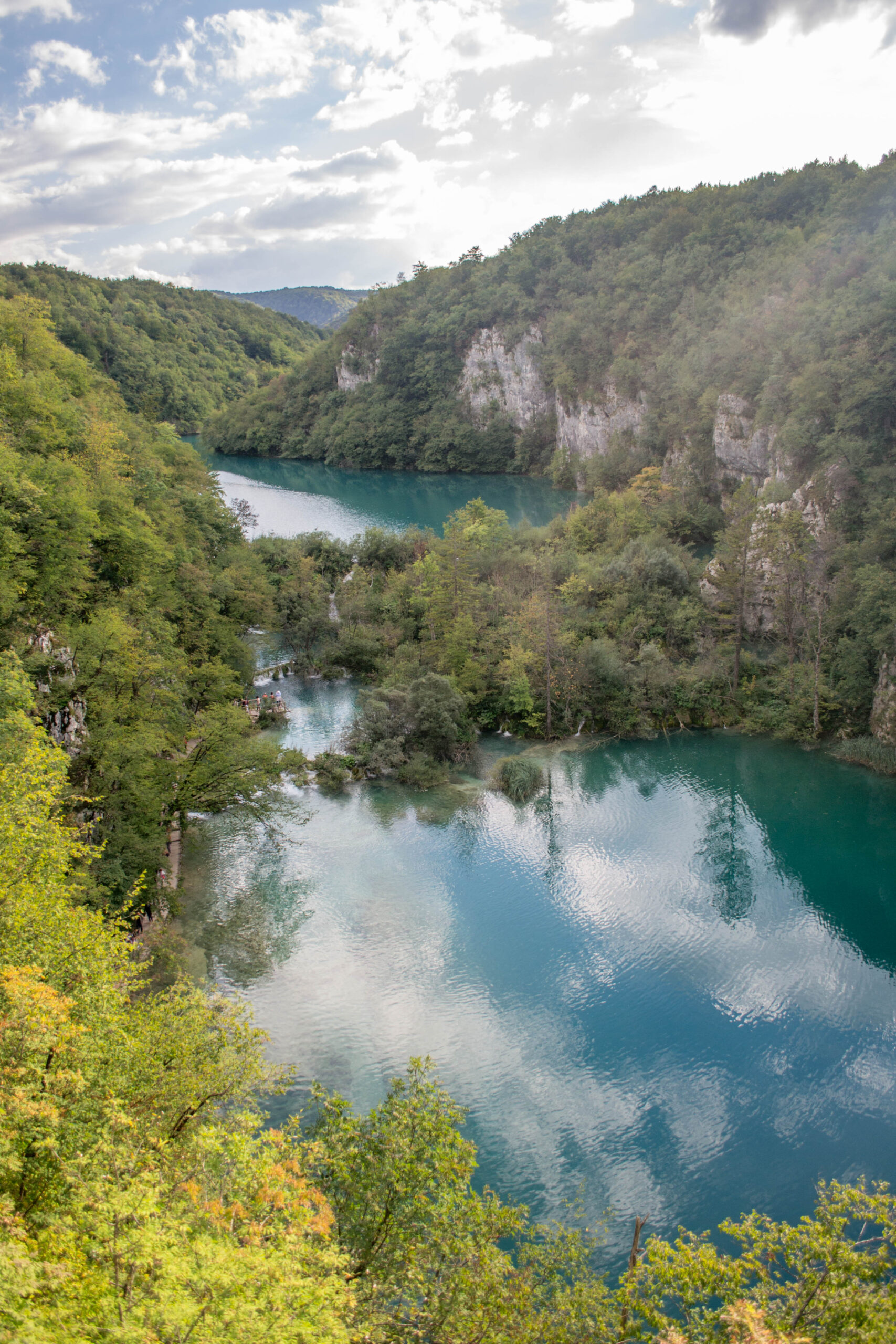 Enkele van de vele meren in Nationaal Park Plitvicemeren, Kroatië