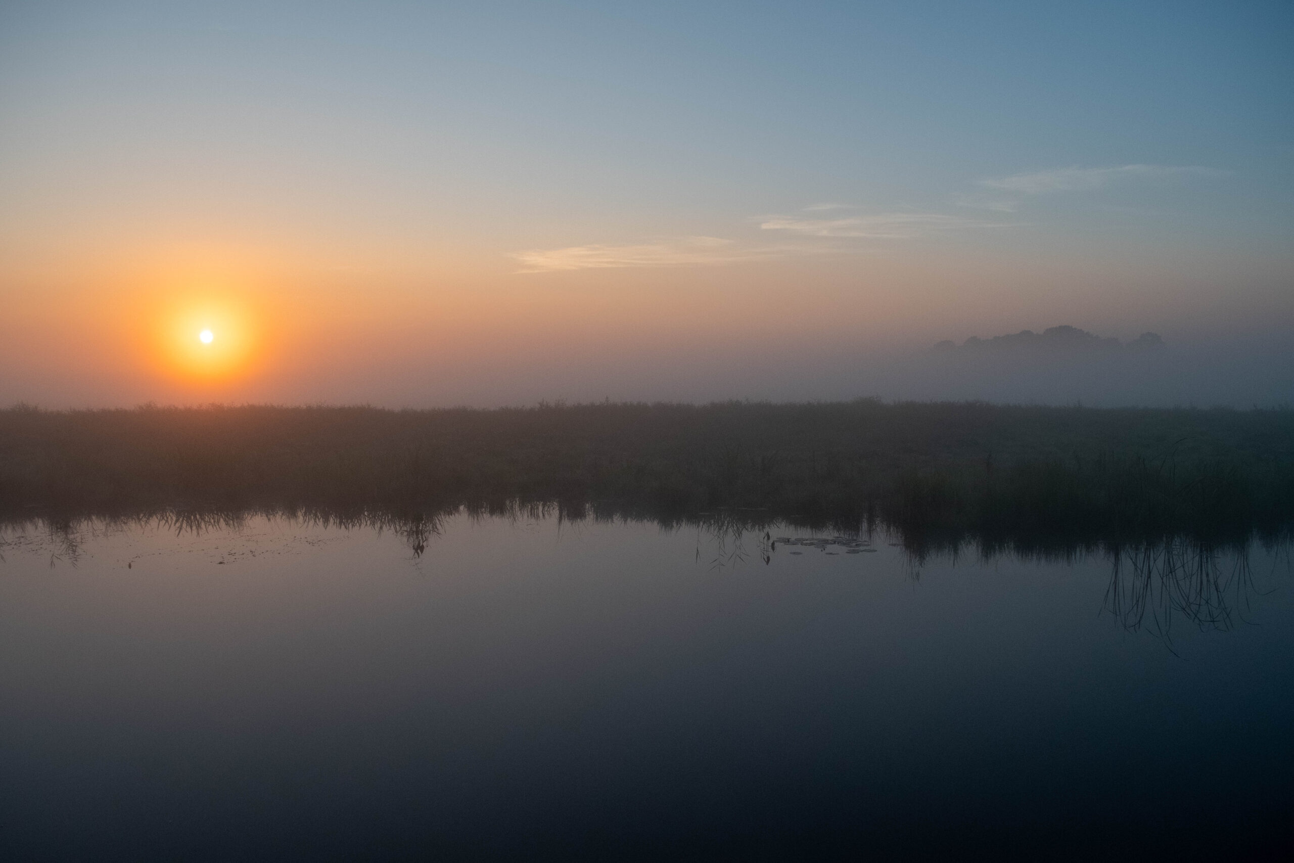 Zonsopkomst bij Blokzijl, Nederland